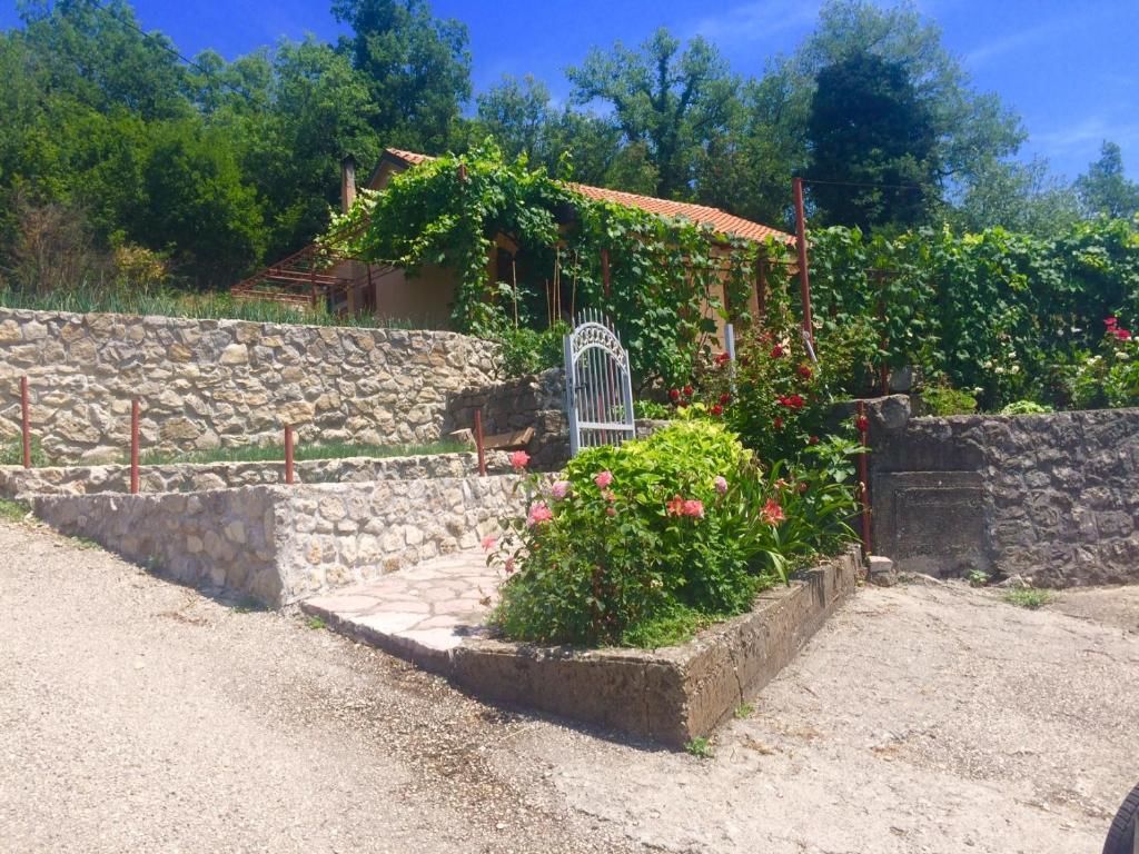 Дома для отпуска Holiday Home Gazevic Вирпазар